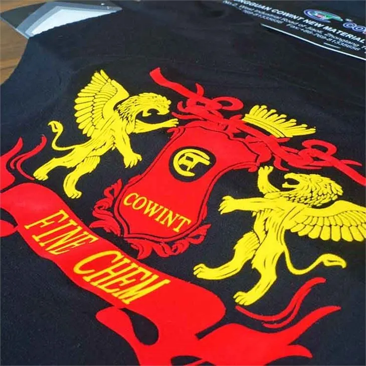 נוהרים להדביק